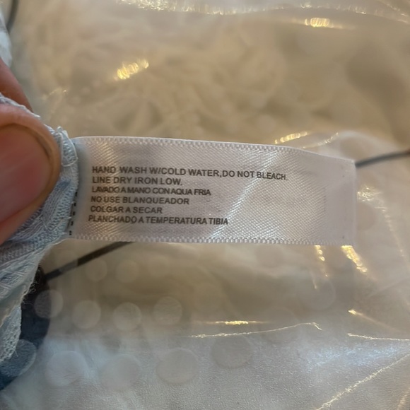 Light Sky Blue LACE BRALETTE IN light Blue - Picture 7 of 9